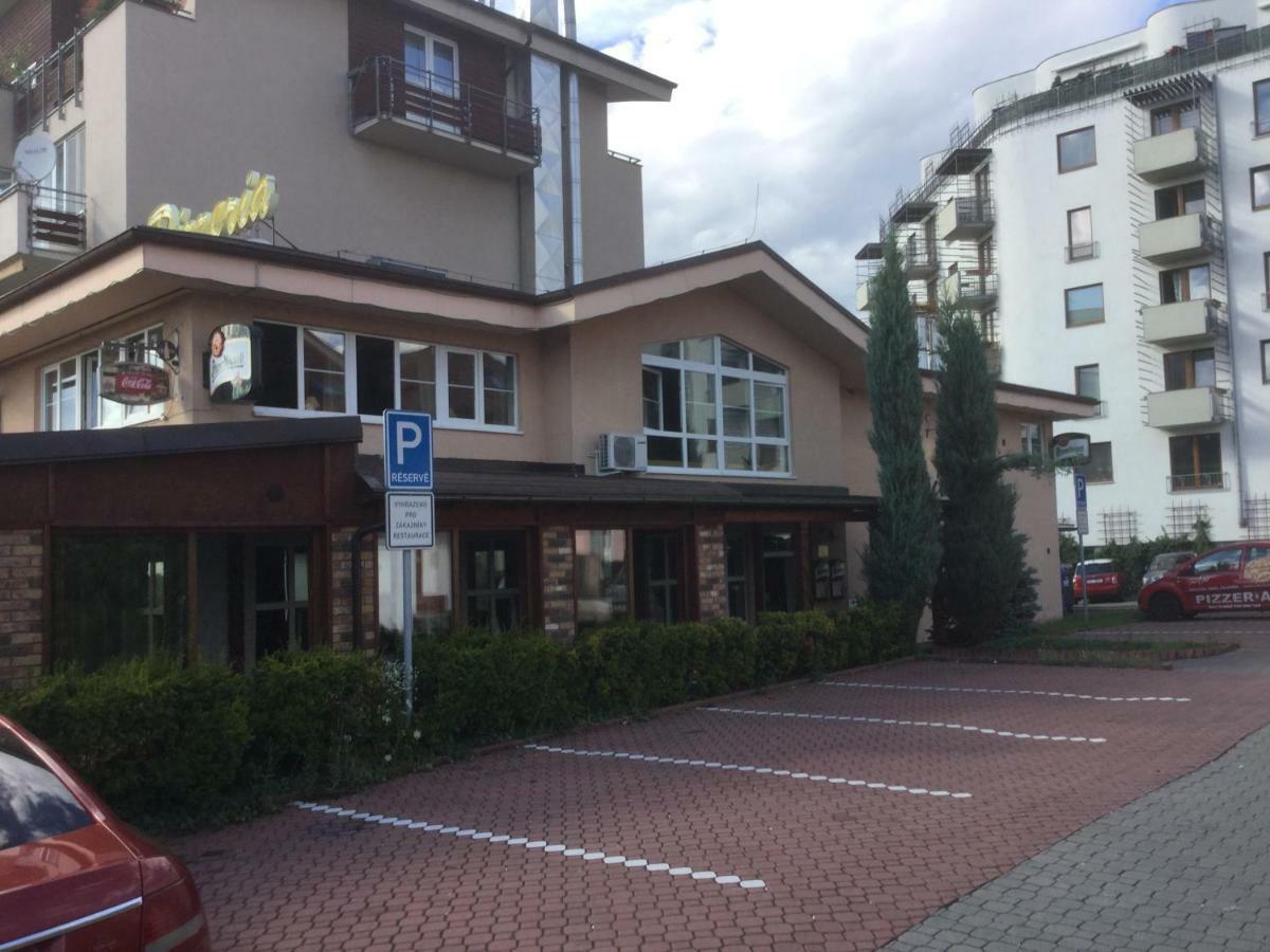 Daire Sunny Two-story Kyje *